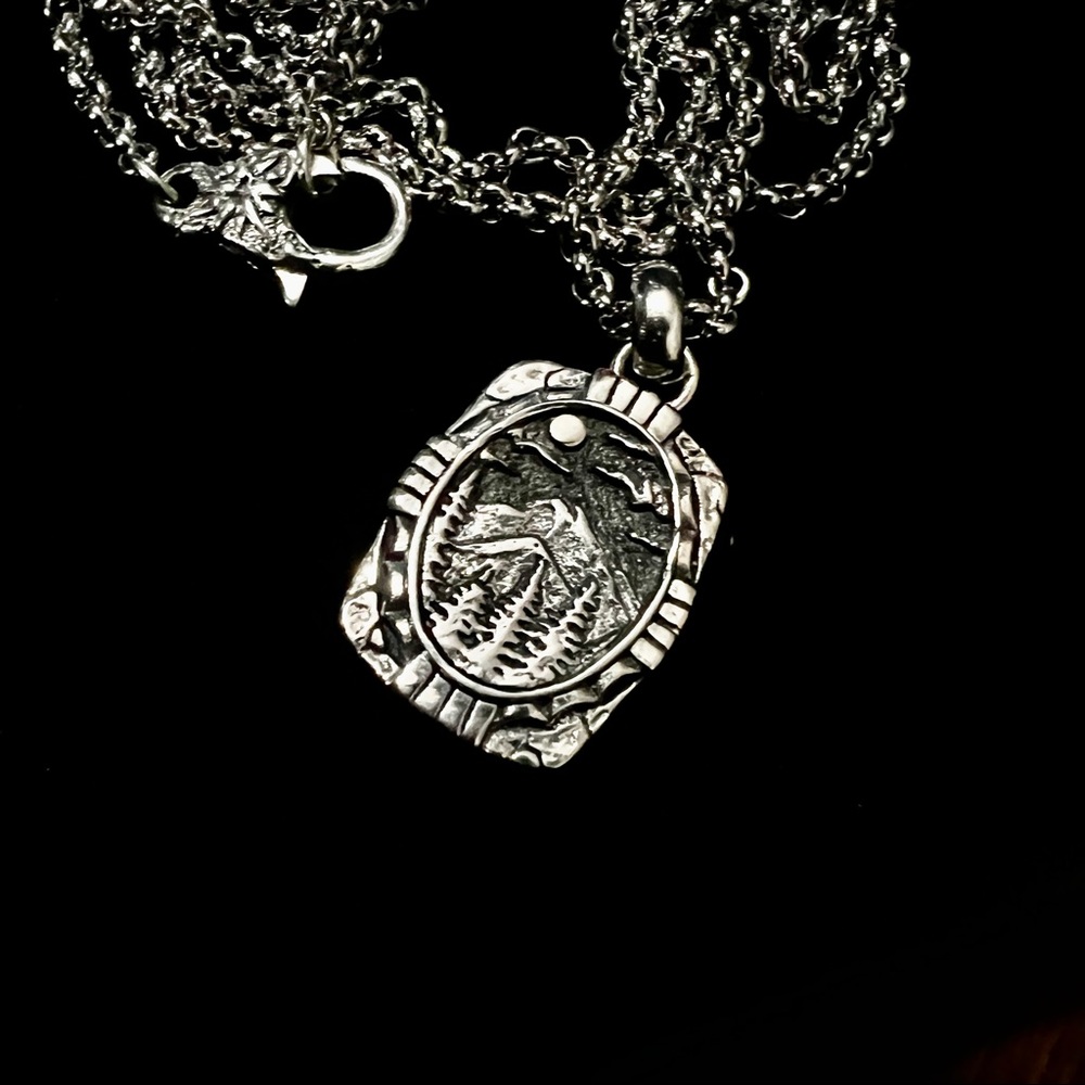 Clocks and Colours X Peter McKinnon TRUE NORTH silver necklace